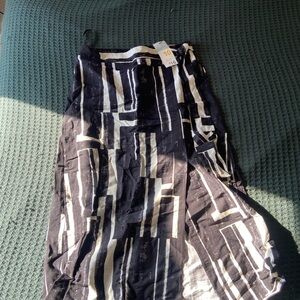 Black and White Patterned Skirt
